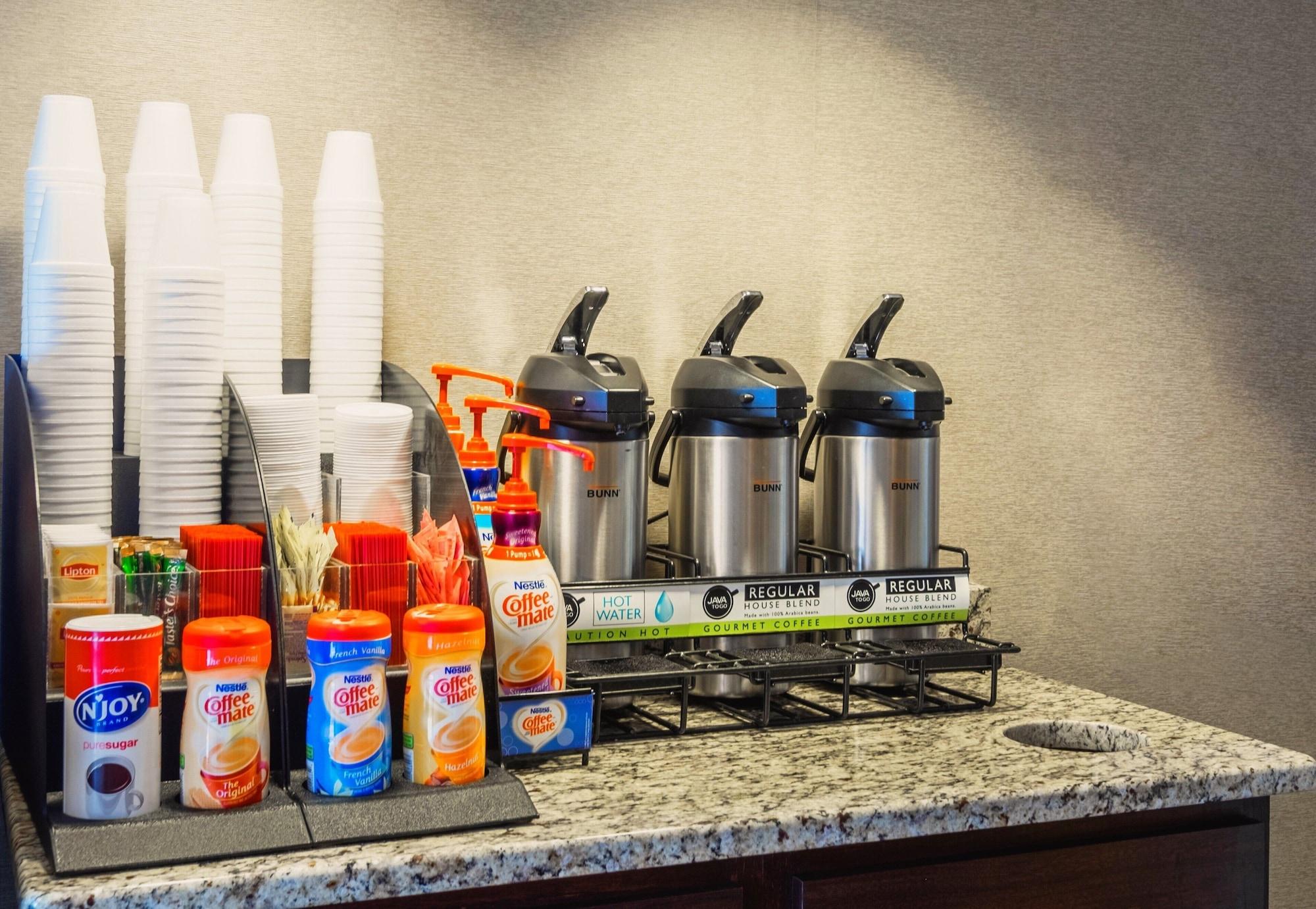 Red Roof Inn Plus+ South Deerfield - Amherst Εξωτερικό φωτογραφία